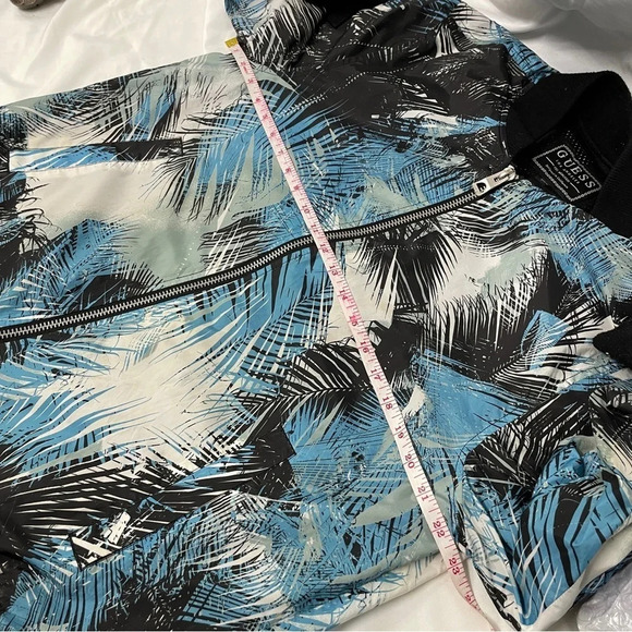 GUESS Venice Island Tropical Bomber Jacket sz LG - Picture 8 of 16
